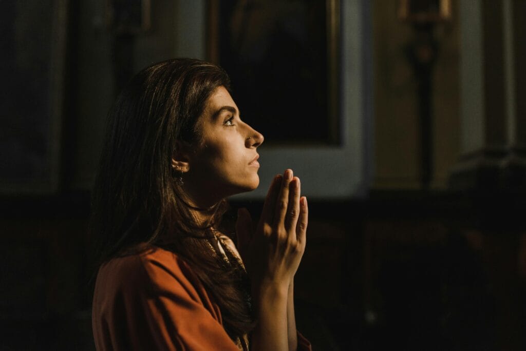 Powerful 3AM Prayers for Job Breakthrough