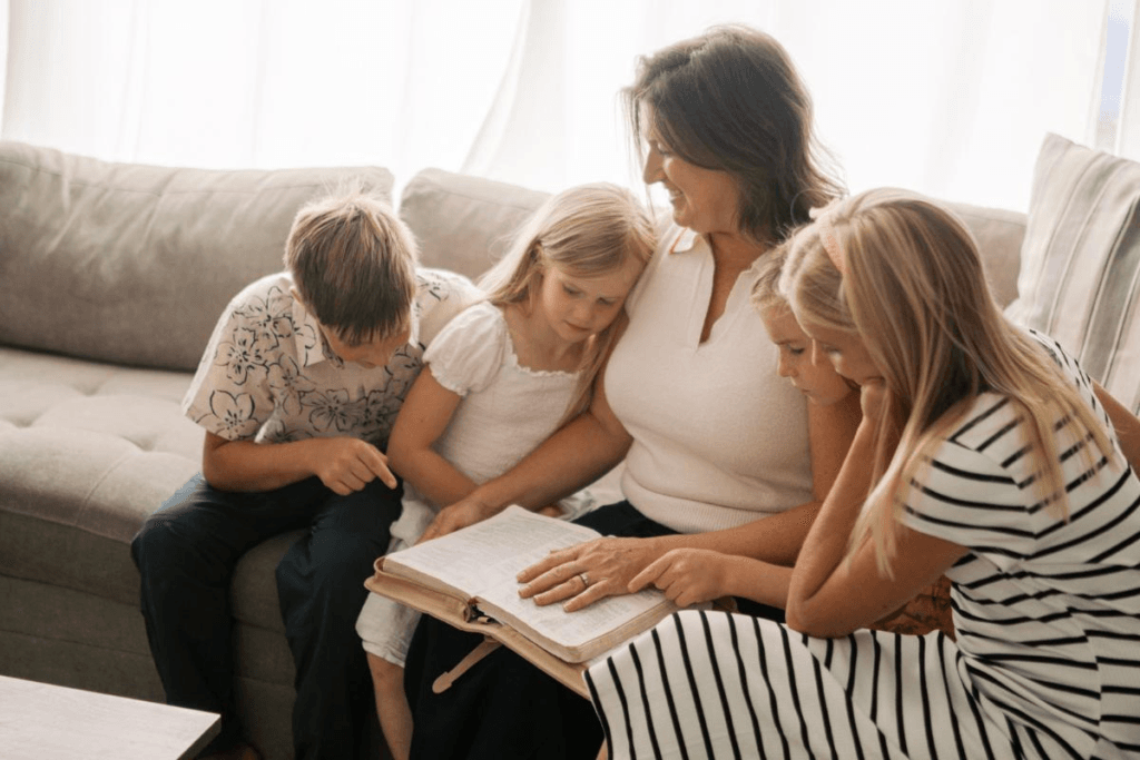 how to teach the bible to your child at home