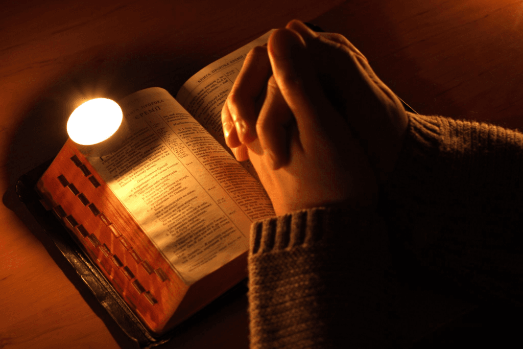 12 AM midnight prayer