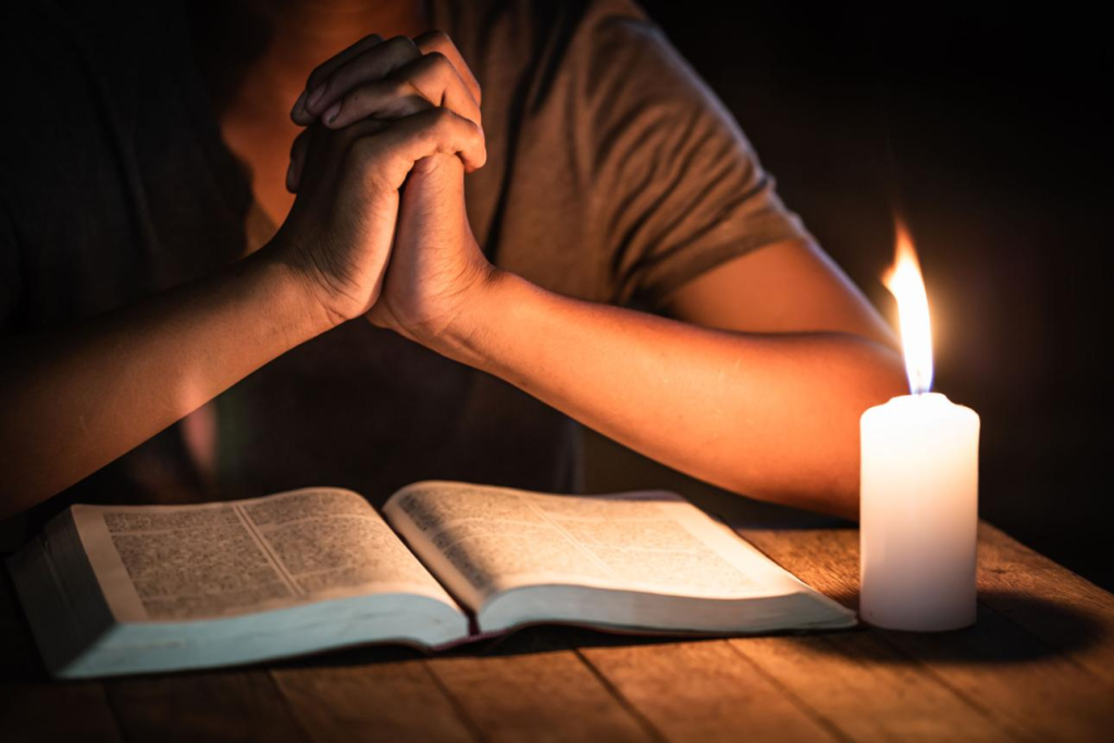 urgent midnight prayer against unexpected financial leaks and debt overflow