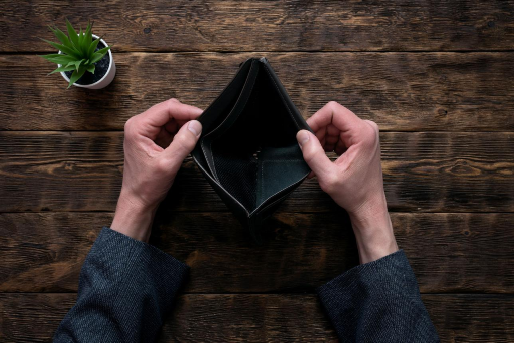 urgent midnight prayer against unexpected financial leaks and debt overflow